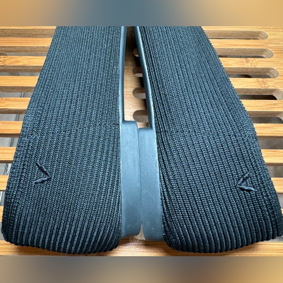 Square-Toe V-Cut Flats (Margot 2.0) - Picture 12 of 15